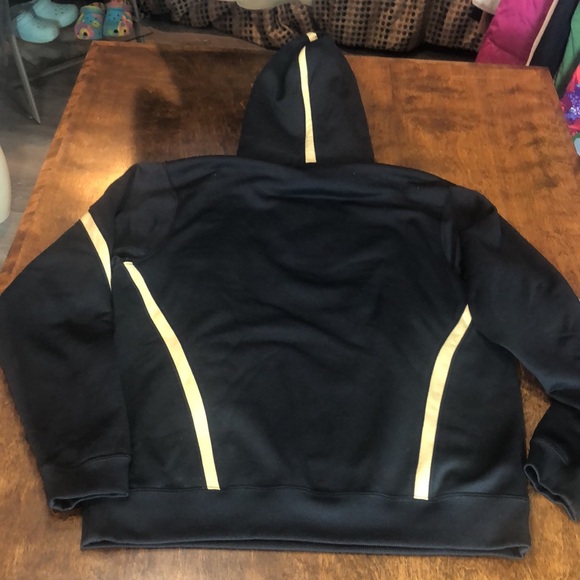 Under Armour Men’s Small Hoodie - Picture 13 of 13